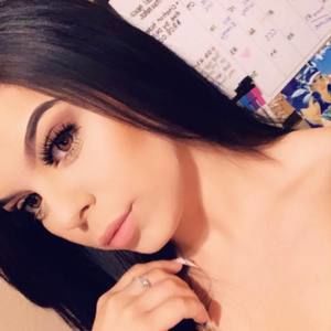 Meet your Posher, Bellaa